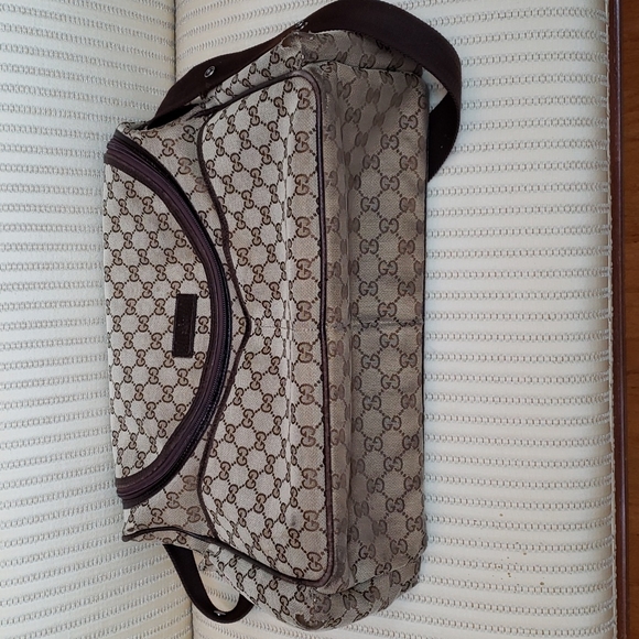 GUCCI GG MONOGRAM CANVAS DIAPER BAG - Picture 4 of 12